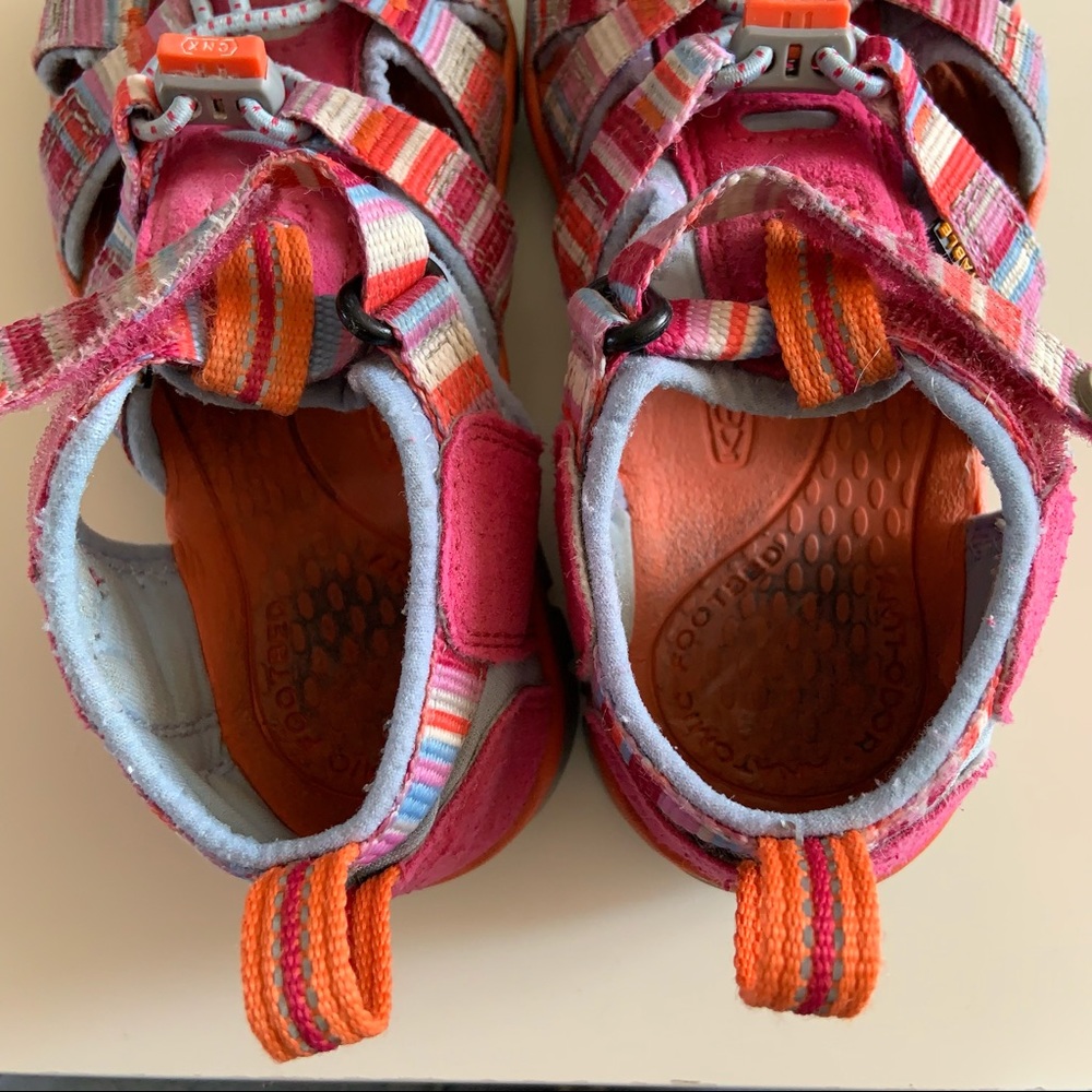 Keen Waterproof Sandals 🏖 - Picture 6 of 7